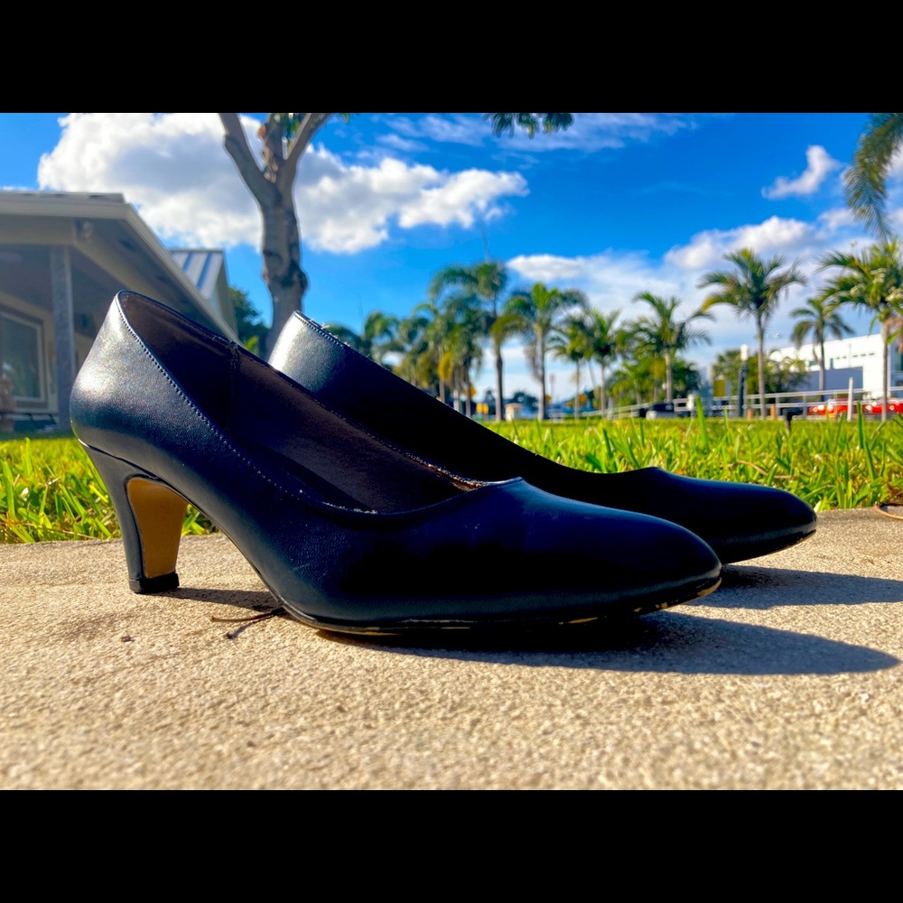 Navy Blue Heel Pumps